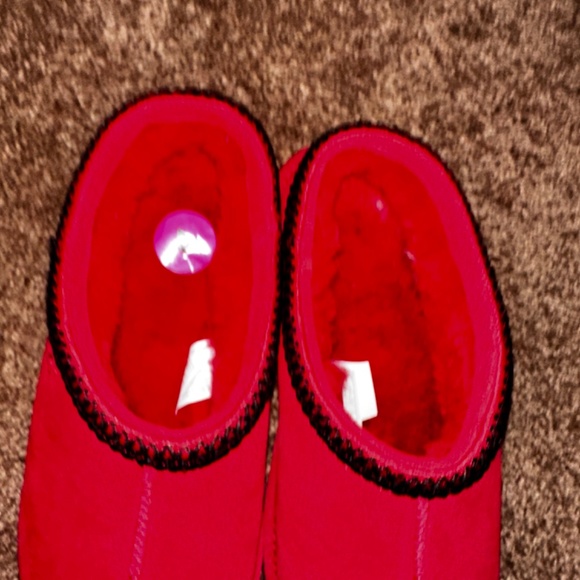 Ugg Tasman Slippers - Picture 5 of 7